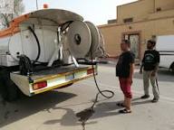 تفريغ وتنظيف البيارات بأحدث المعدات